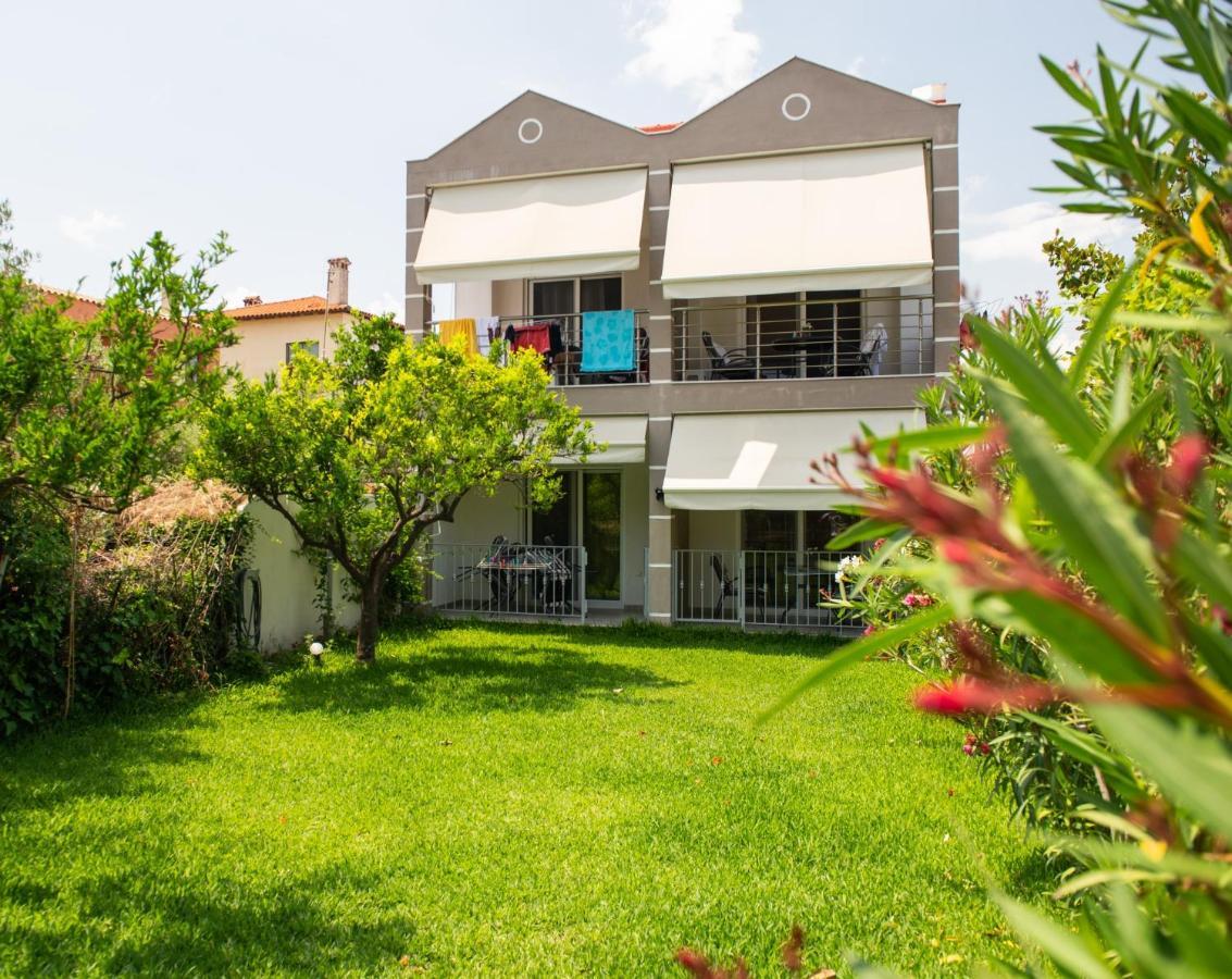 Anneta'S House Apartment Nikiti  Exterior photo
